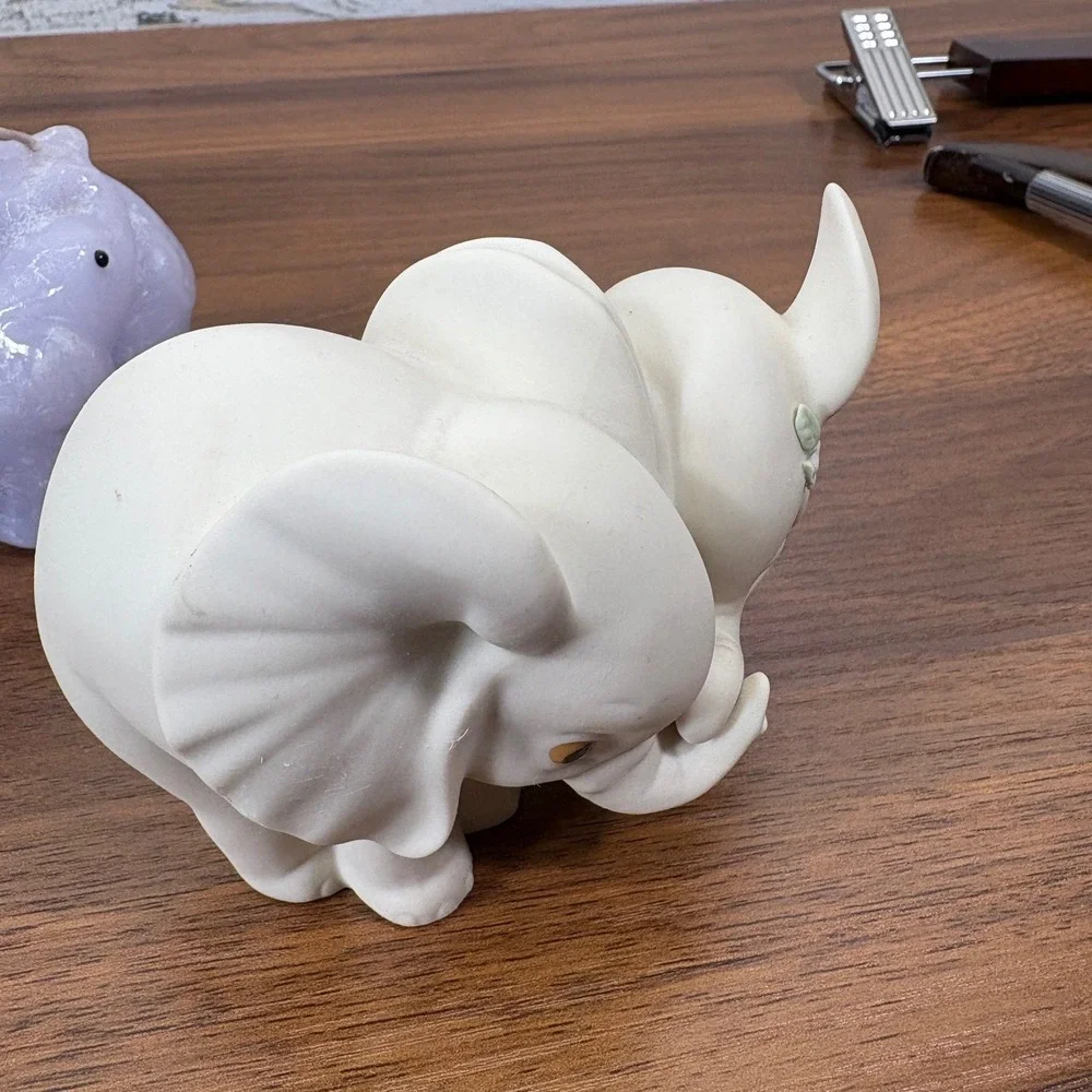 Vintage Elephants Red Resin Chinese Feng Shui, Brass, Two Candles Lot of‎ 12